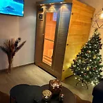 דירה Tino - Jacuzzi Prive, Infrarouge & Vue וורבירס