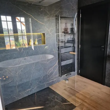 Tino - Jacuzzi Prive, Infrarouge & Vue Apartment Verviers