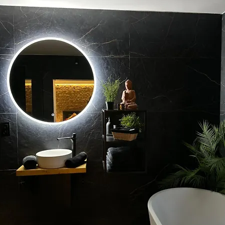 Apartment Tino - Jacuzzi Prive, Infrarouge & Vue