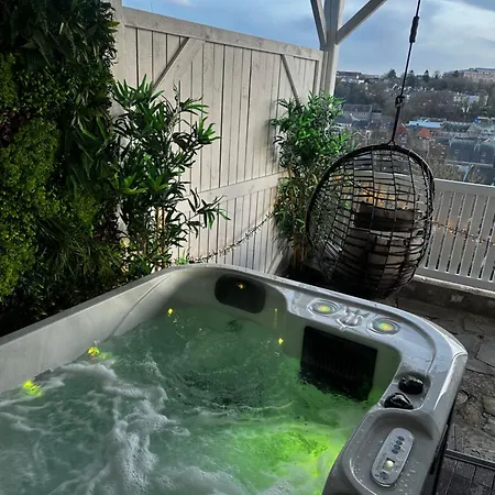Tino - Jacuzzi Prive, Infrarouge & Vue * וורבירס